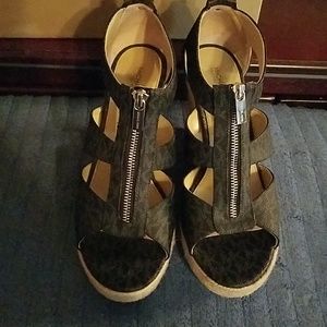 Michael Kors Damita wedge